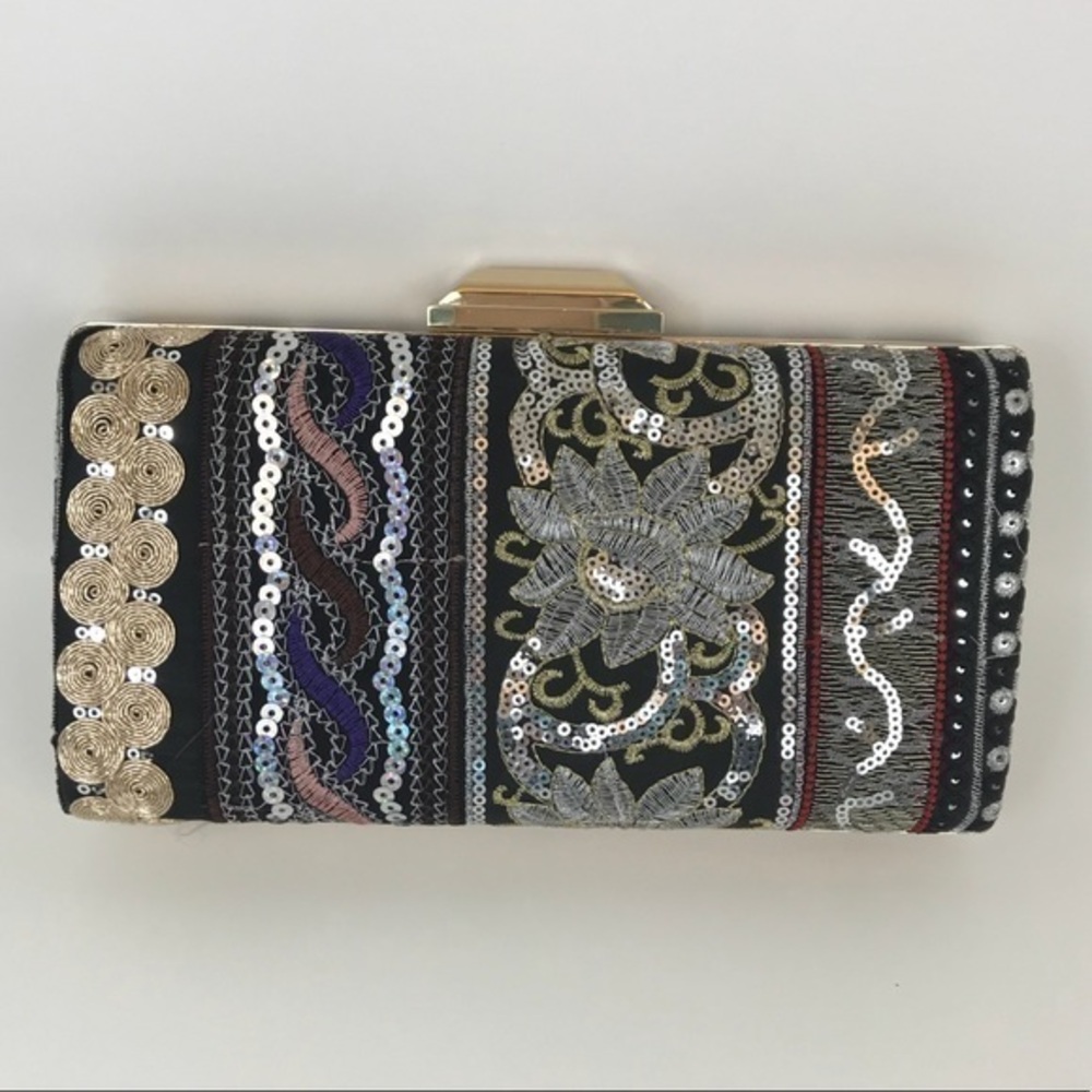 BellaKiara Purse Beautiful and colorful clutch
